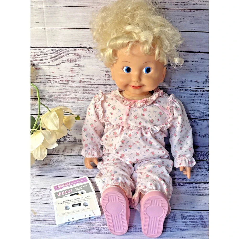 1985 Cricket Talking Doll 25